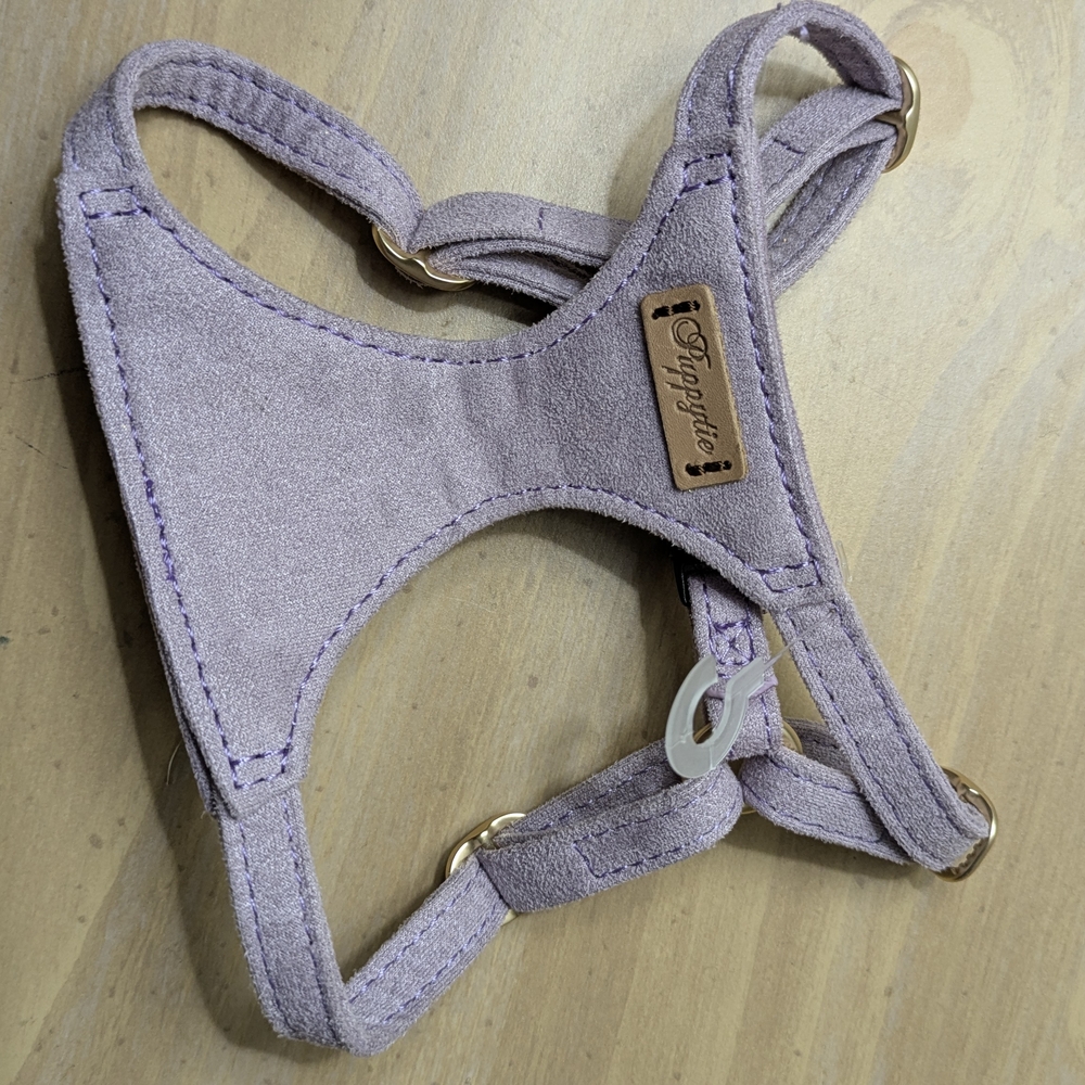 Puppytie no-pull dog Multi Use harness in a light purple suede-like material. 